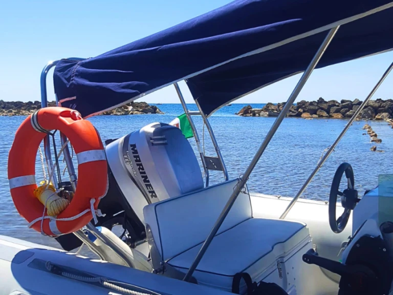 RIB for rent Santa Marinella at the best price