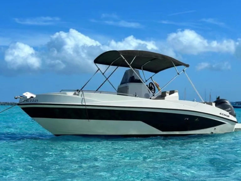 Motorboat rental with or without captain Nireus Ibiza Town