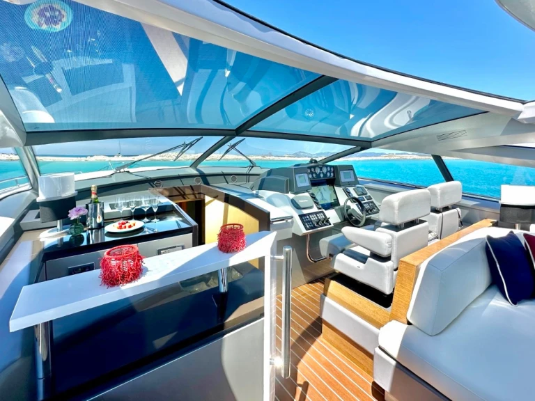 Bareboat Rental Luxury Yacht Baia with a boat licence