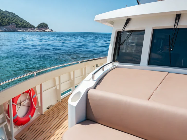 Luxury Yacht rental in Ibiza Town - Gobbi ATLANTIS XCAPE 76 
