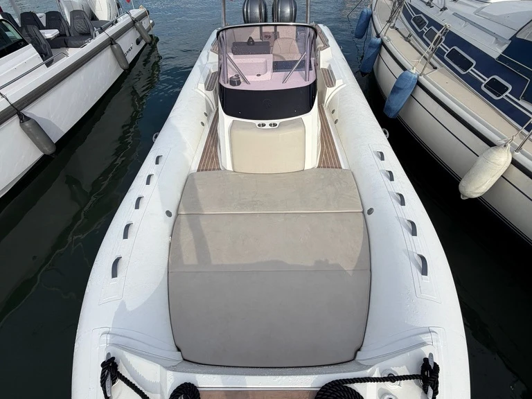 Yacht charter France cheap Capelli 1000 WA