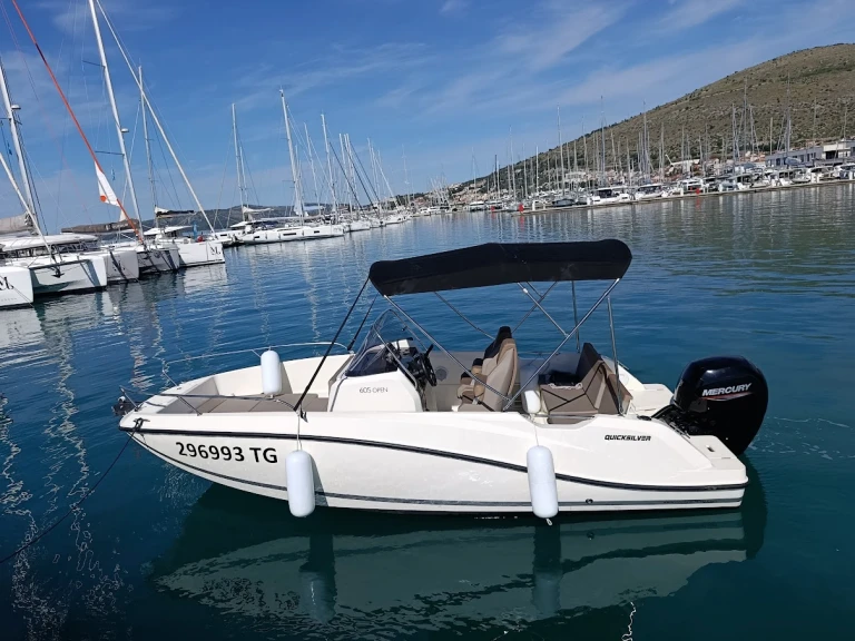 Motorboat rental with or without captain Quicksilver SCT Marina Trogir