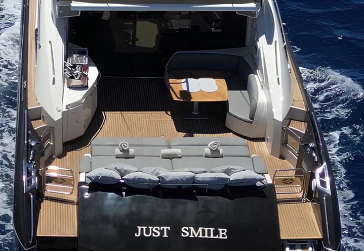 Yacht charter Ibiza Town cheap Predator 82