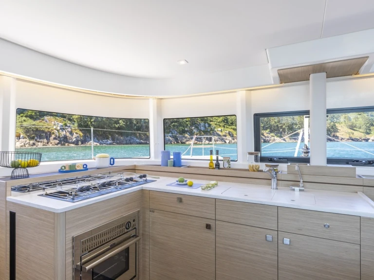 Catamaran for rent Eden Island at the best price