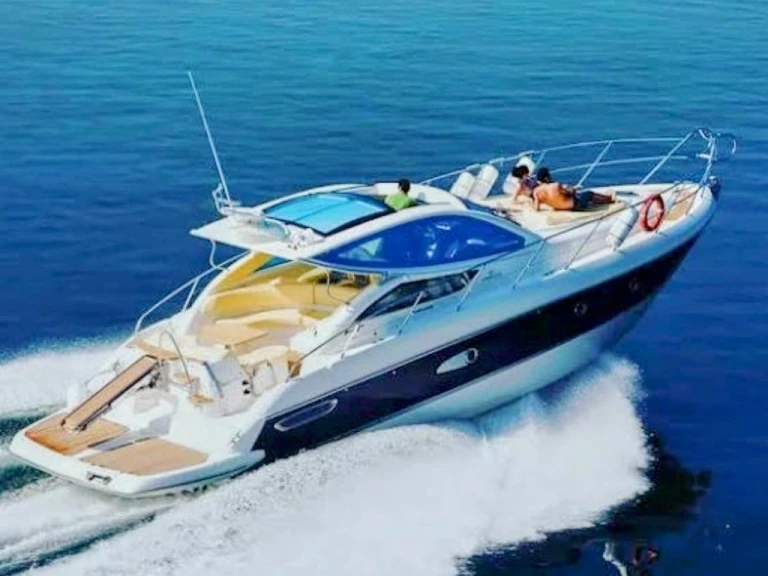 Rent a Cranchi Mediterranee 43 Herceg Novi