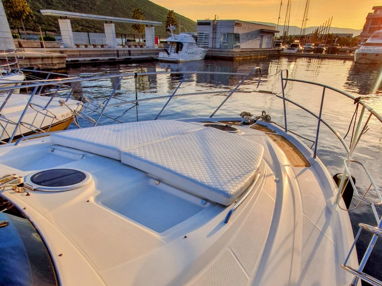 Boat rental Cranchi Mediterranee 43 in Herceg Novi on Samboat