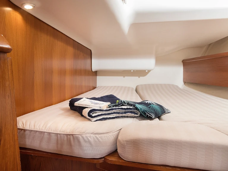 Boat rental Jeanneau Sun Odyssey 43 in Monastiri Bay on Samboat