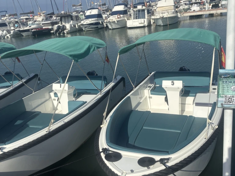 Polyester Yacht Tifón 500 in Cambrils on SamBoat