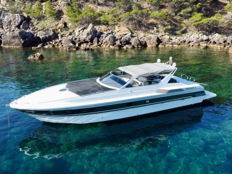 Boat rental Pershing Pershing 48 in Roses on Samboat