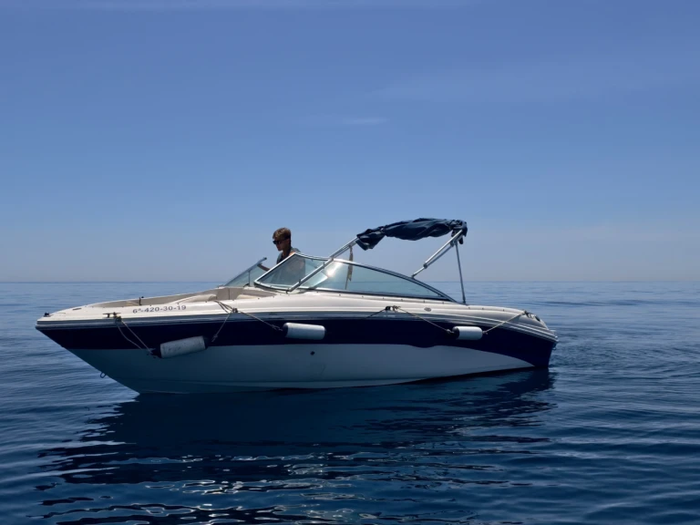 Boat rental Sea Ray Sea Ray 200 Select in Marbella on Samboat