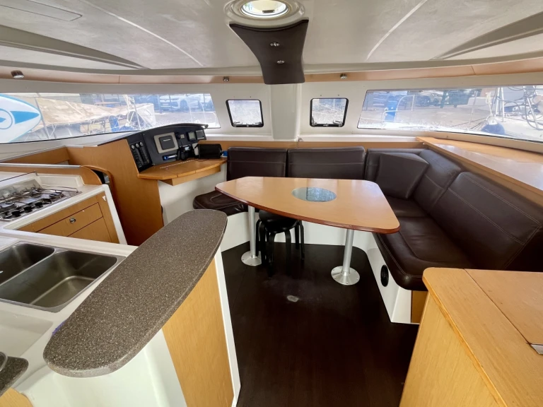Bareboat Rental Catamaran Fountaine Pajot with a boat licence