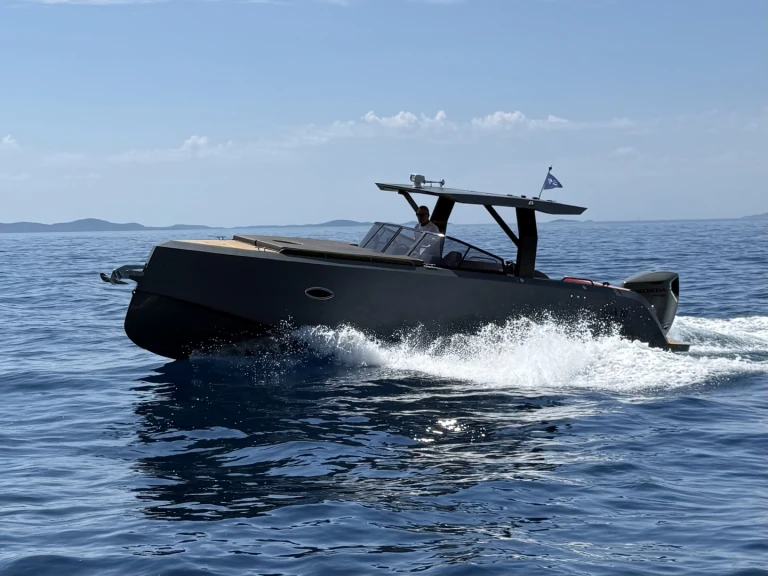 Phantom yachts Phantom 10.0 TT charter bareboat or captained in  Split