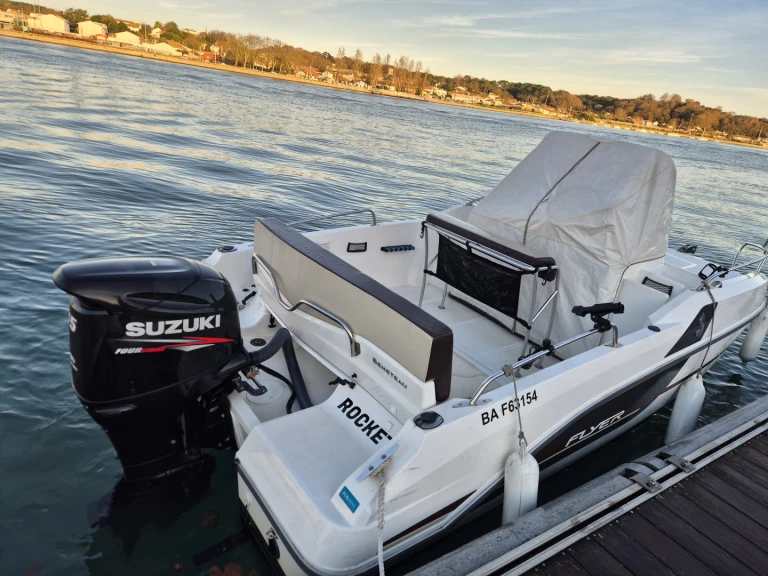 Motorboat rental with or without captain Bénéteau Saint-Jean-de-Luz