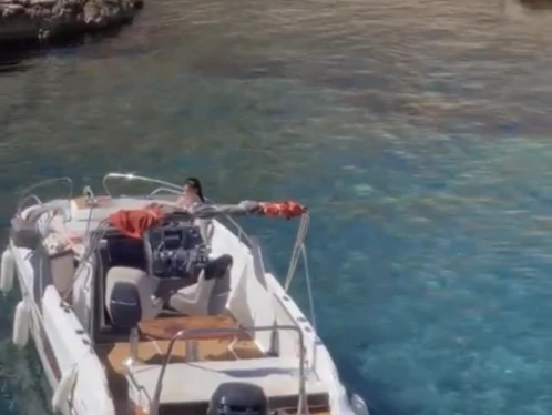 Motorboat rental in Marseille - Bénéteau Flyer 7.7 SPACEdeck
