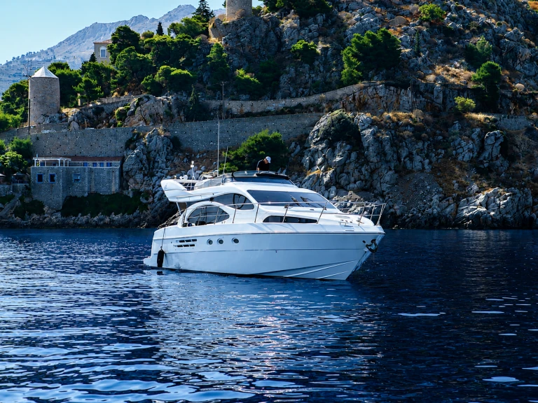 Azimut Azimut 46 Fly in Alimos Marina on SamBoat