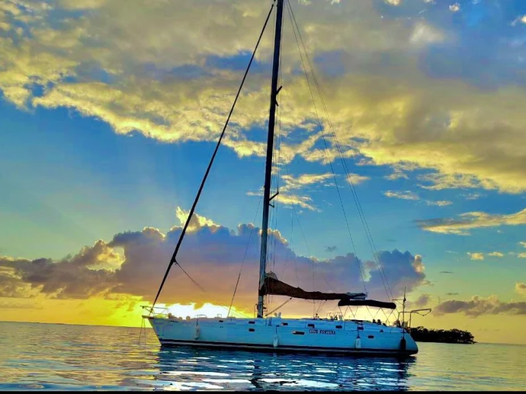 Bareboat Rental Sailboat Bénéteau with a boat licence