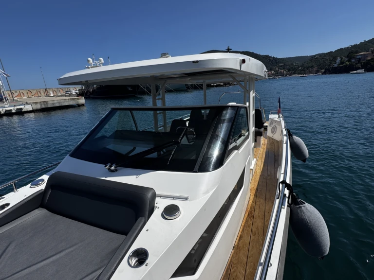 Boat rental Axopar Axopar 37 Sun-Top in Mandelieu-la-Napoule on Samboat