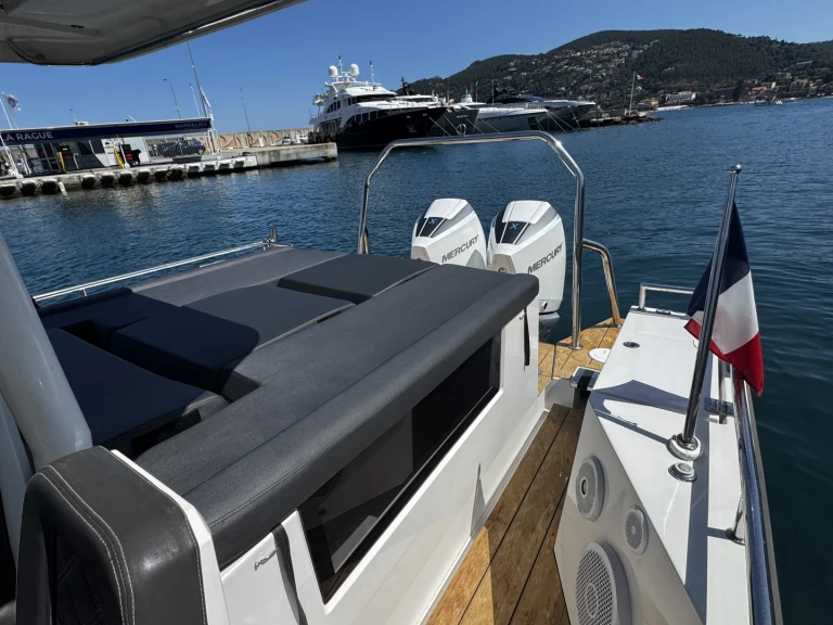 Motorboat rental with or without captain Axopar Mandelieu-la-Napoule