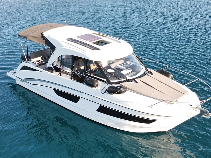 Motorboat for rent Zadar at the best price