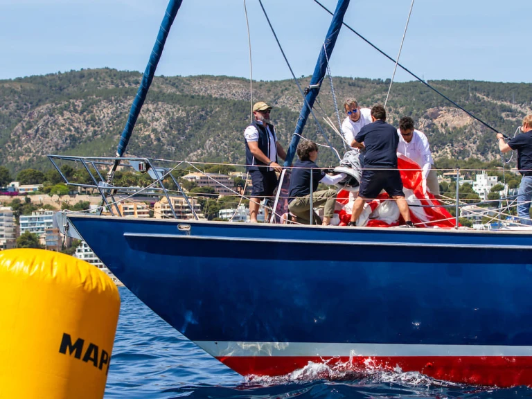 Bill Dixon / Walsteds One-off in Port of Alicante on SamBoat