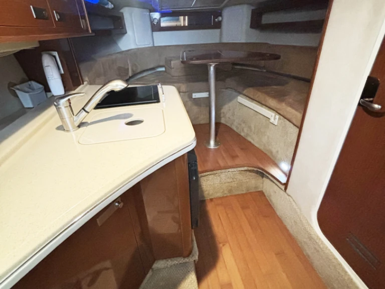 Motorboat for rent Miami at the best price