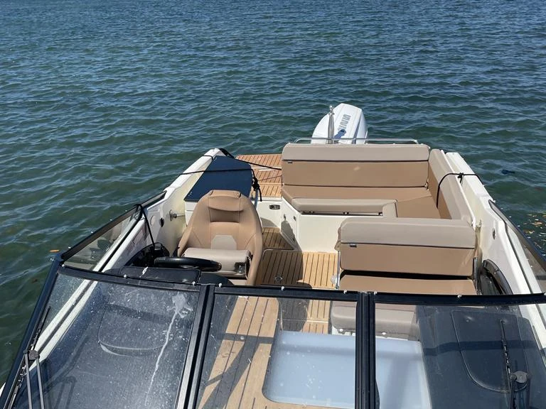 Motorboat rental with or without captain Quicksilver Hyères