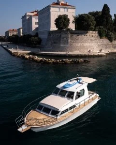 Motorboat rental in Zadar - Castelo Coronel 11