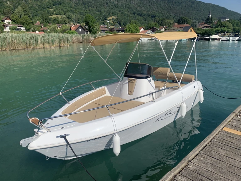 Aquabat Sport Line 17 in Annecy on SamBoat