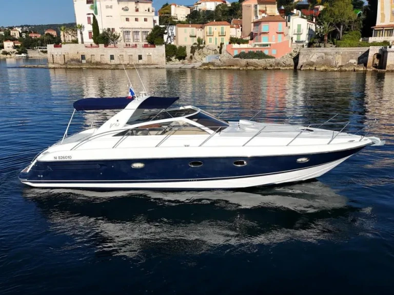 Yacht charter Beaulieu-sur-Mer cheap Princess V42