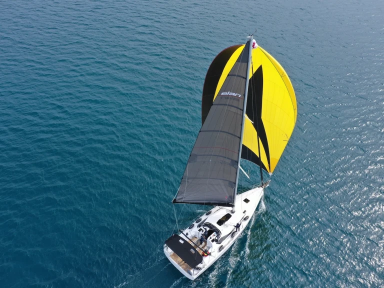 Boat rental Elan Elan E6 in Biograd na Moru on Samboat