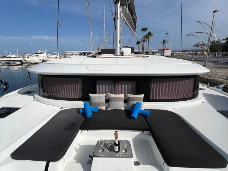 Yacht charter Dénia cheap Lagoon 46