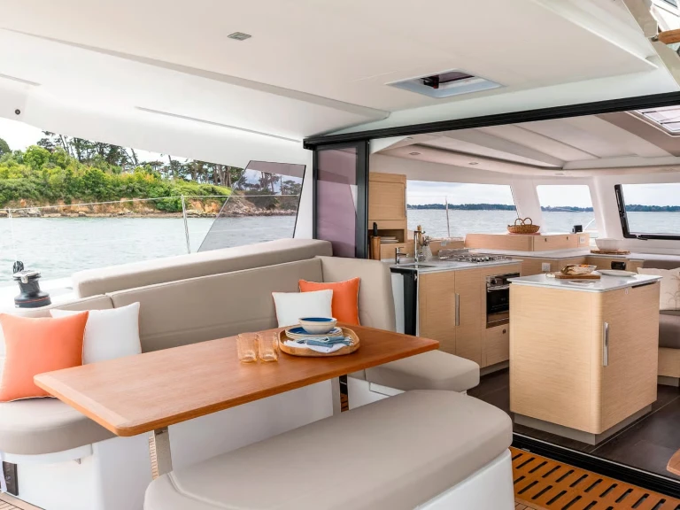 Catamaran rental in Volos - Fountaine Pajot Fountaine Pajot New 41