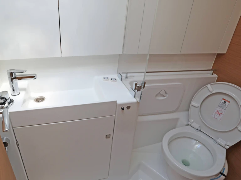 Yacht charter Pula cheap Sun Odyssey 415