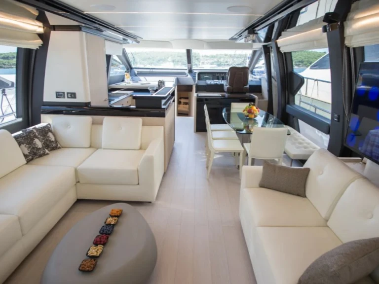 Azimut Azimut 72 Fly in Skradin on SamBoat