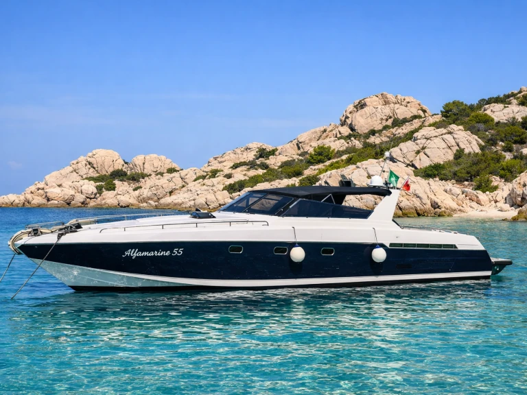 Bareboat Rental Luxury Yacht Alfamarine with a boat licence