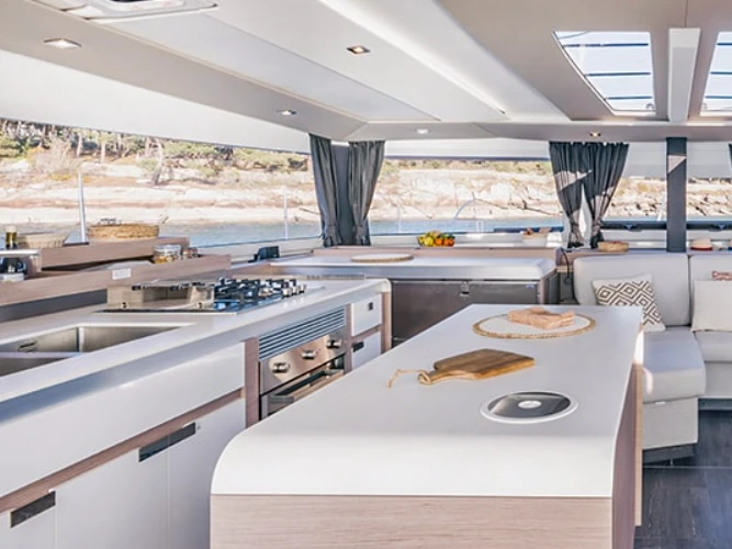 Catamaran rental in Ibiza Town - Fountaine Pajot Aura 51
