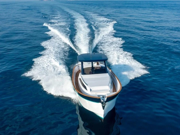 Boat rental Apreamare Apreamare Gozzo 35 in Antibes on Samboat