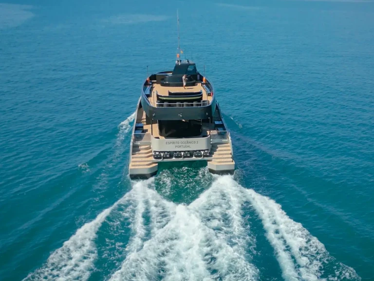 Rent a Catamaran Custom Albufeira