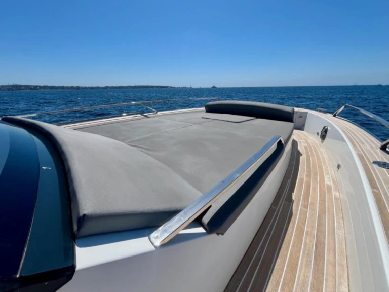 Rent a Fiart SEAWALKER 43 Golfe-Juan