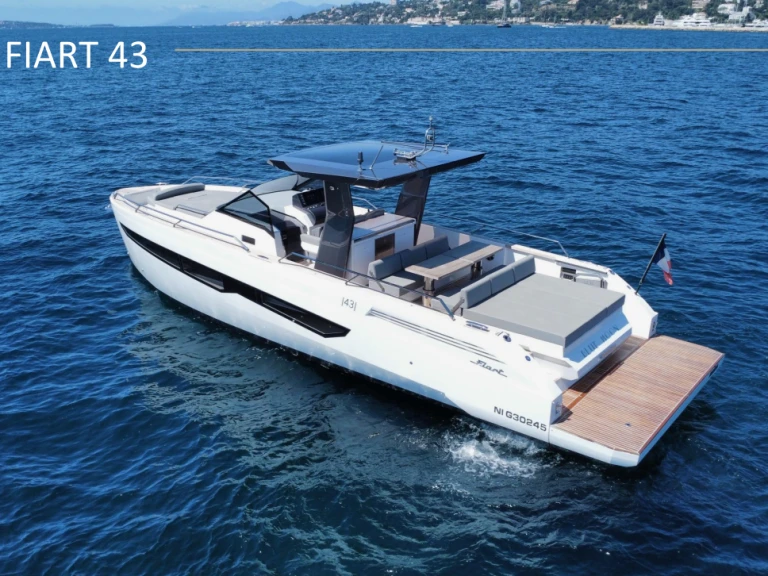 Motorboat for rent Golfe-Juan at the best price