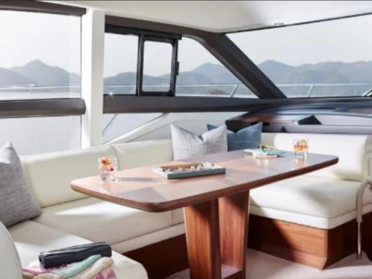 Princess Princess 49 Fly in Juan-les-Pins on SamBoat