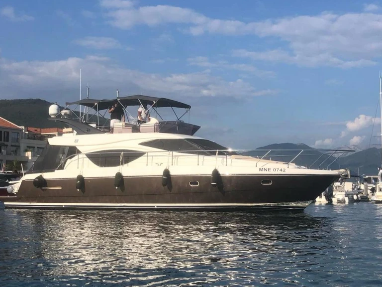 Motorboat rental with or without captain Ferretti Tivat