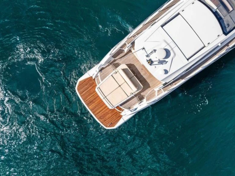 Boat rental Azimut Atlantis 50 in Cannes on Samboat