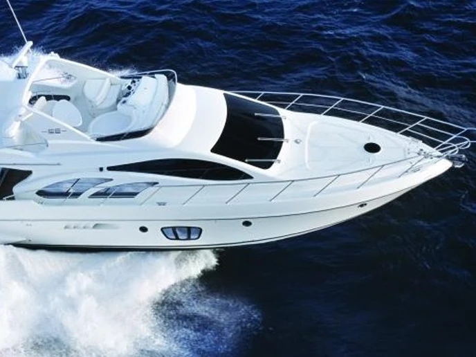 Rent a Azimut Azimut 55 Fly Juan-les-Pins