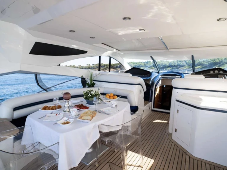 Bareboat Rental Luxury Yacht Sunseeker with a boat licence