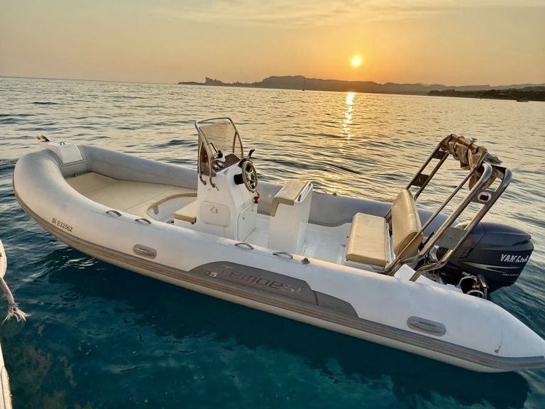 RIB rental with or without captain Capelli La Ciotat