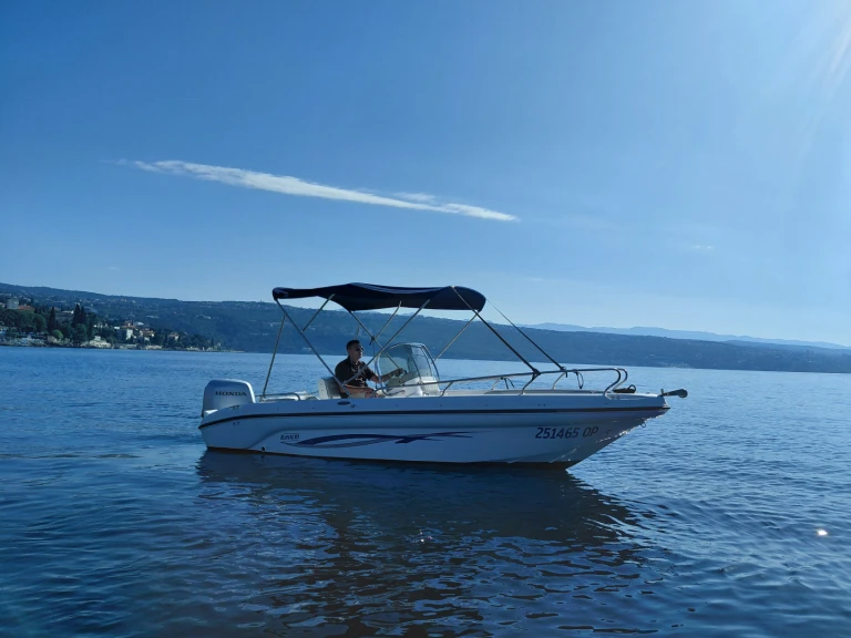 Boat rental Ranieri Open Voyager 19 in Opatija on Samboat