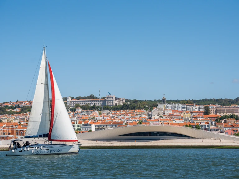 Yacht charter Lisbon cheap Sun Odyssey 42.1