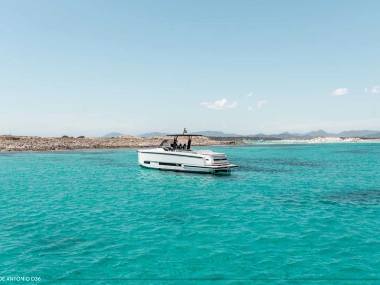 Motorboat rental in Ibiza Town - De Antonio d36