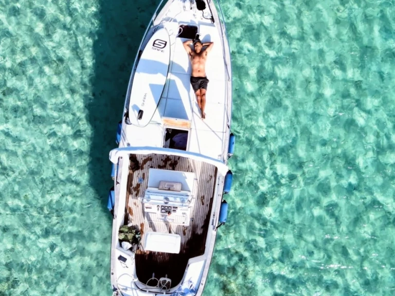Rent a Cantiere Sabatini Altair 25, 8 metri Porto San Paolo